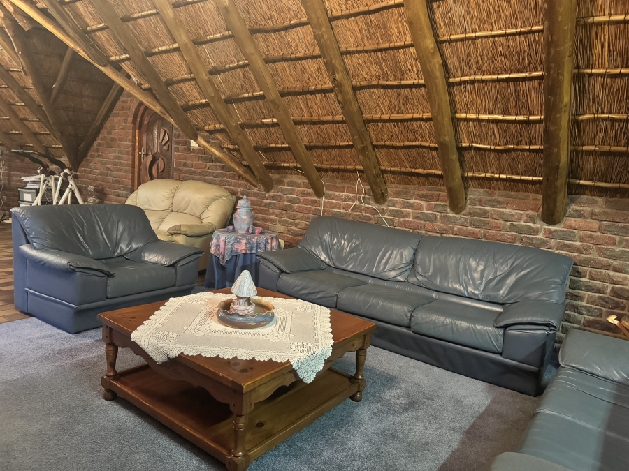 6 Bedroom Property for Sale in Doringkruin North West